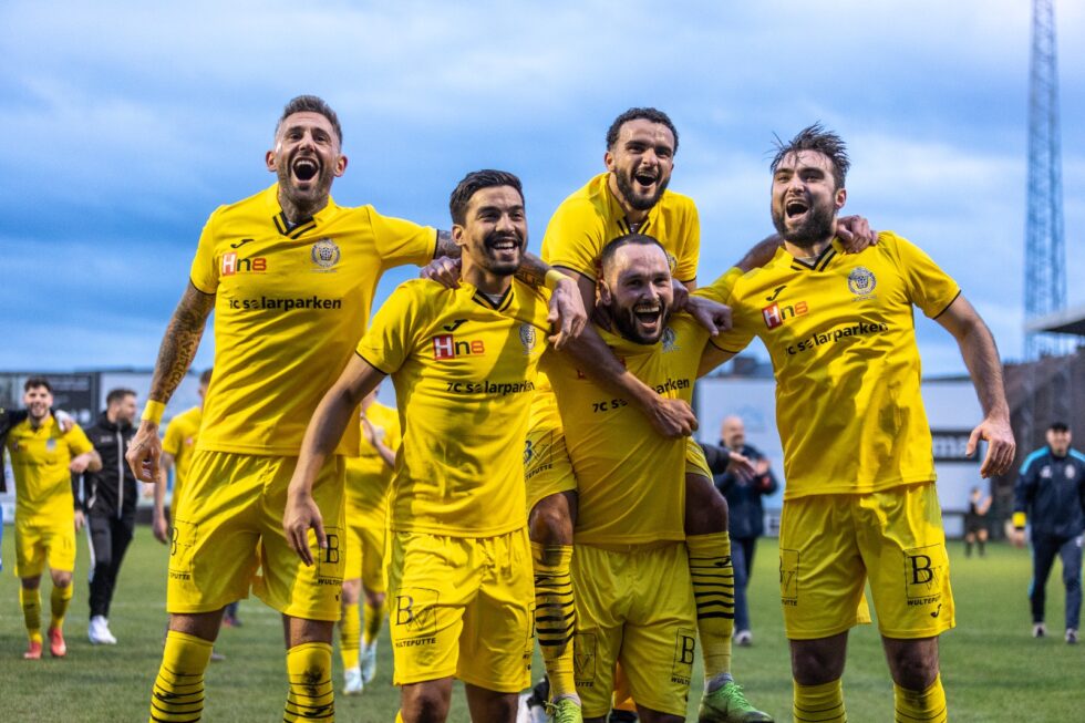 Lokeren-Temse Wint De Topper Topper Van Aalst Met 1-3! (VIDEO)